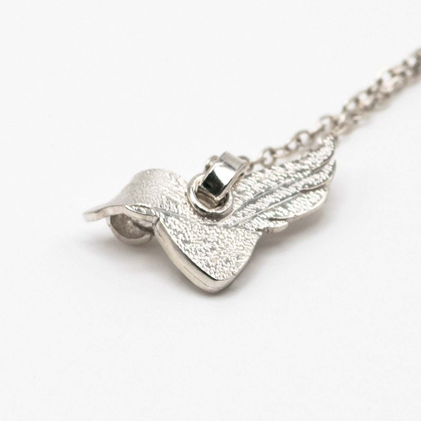 Sterling_silver_angel_wing_necklace